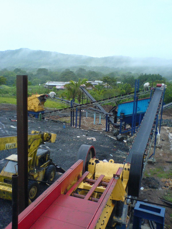 GZD/ZSW振动喂料机